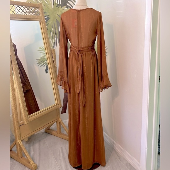 NWT,SHOWPO.,DANGEROUS WOMAN MAXI DRESS - PLUNGE THIGH SPLIT DRESS IN RUST,SIZE 6 - Picture 13 of 16